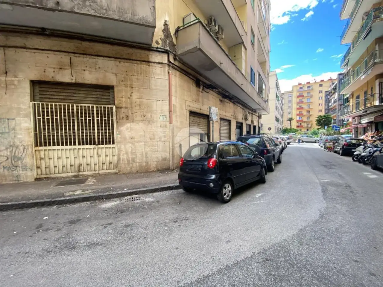 Negozio in Via Rodi, Napoli, {3} - Foto 1