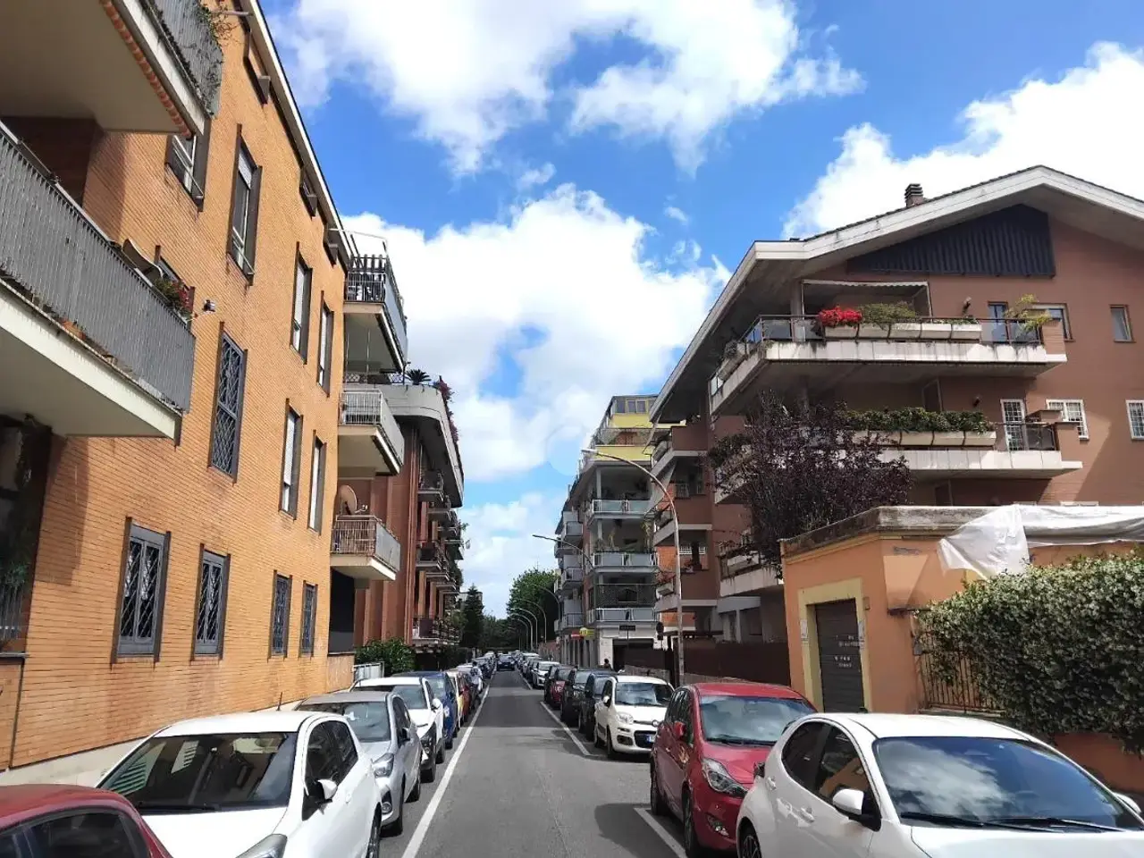 Negozio in Via Alessandro Brisse 14, Roma, {3} - Foto 1