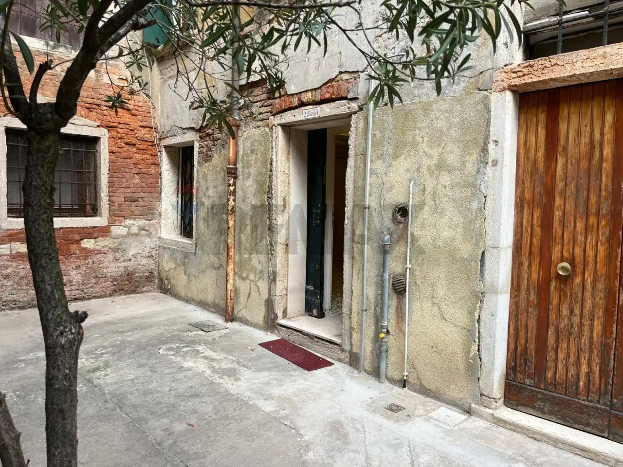 Ufficio in Sestiere San Polo, Venezia, {3} - Foto 1