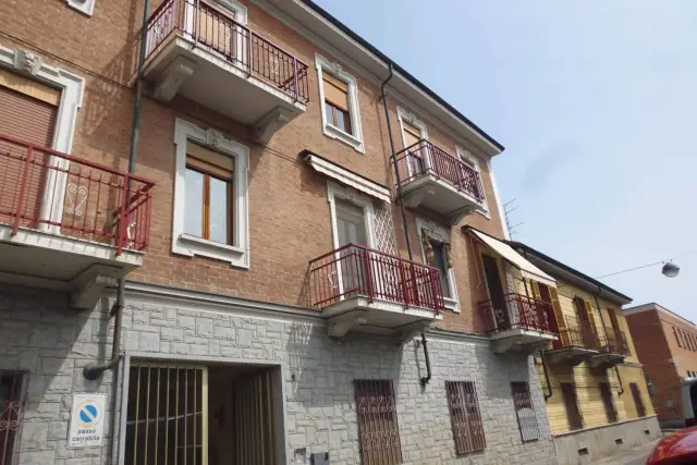 2-room flat in Via Piero Maroncelli 9, Moncalieri - Photo 1