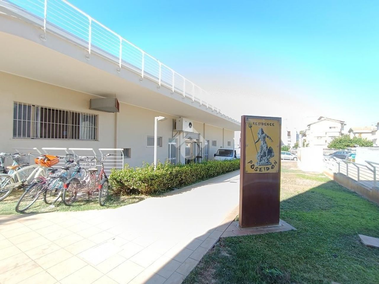 Magazzino in Via Cesare De Titta 14, Pineto, {3} - Foto 1