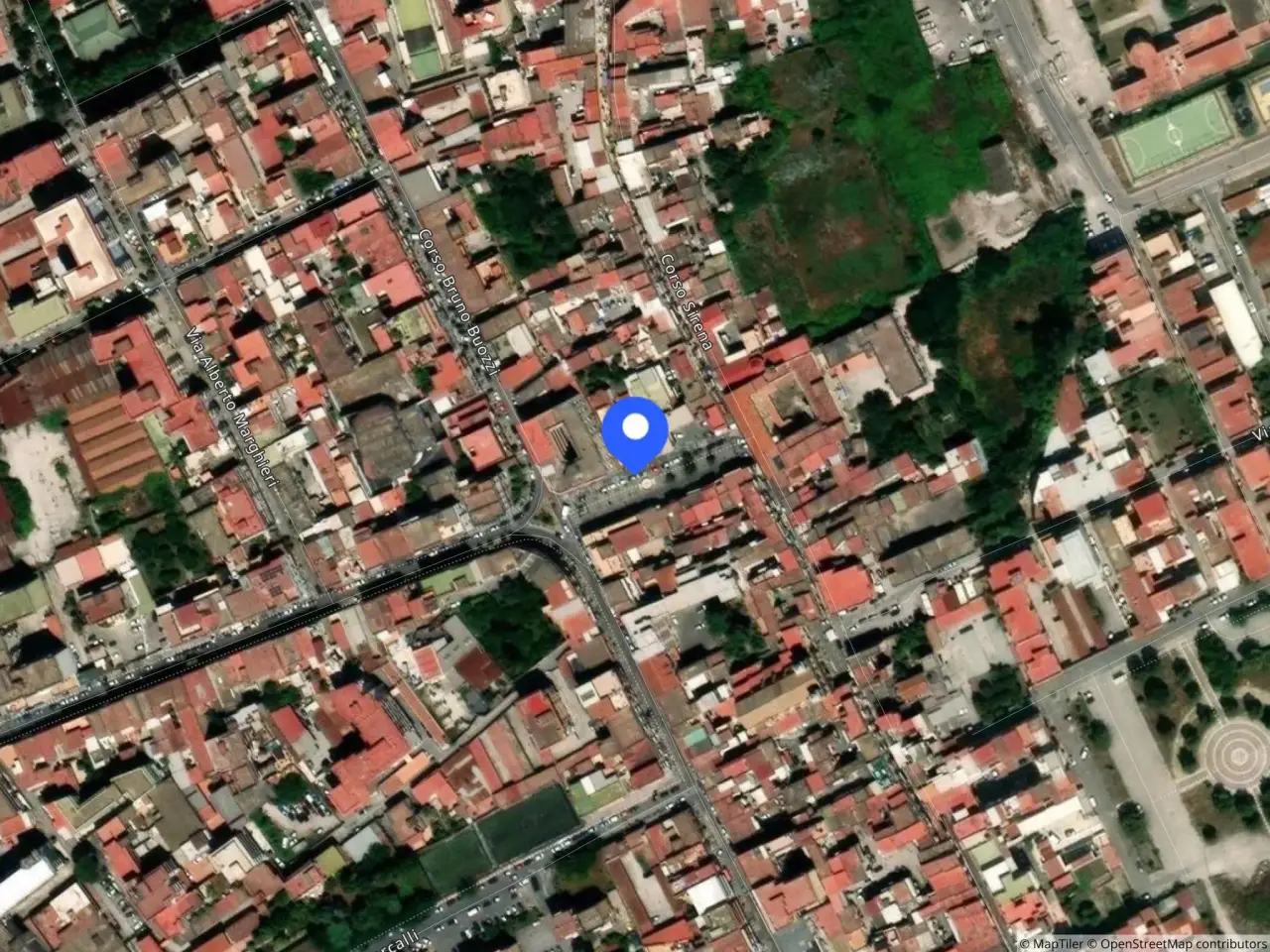 Negozio in Piazza Vincenzo De Franchis Nn. 25-27 25, Napoli, {3} - Foto 2