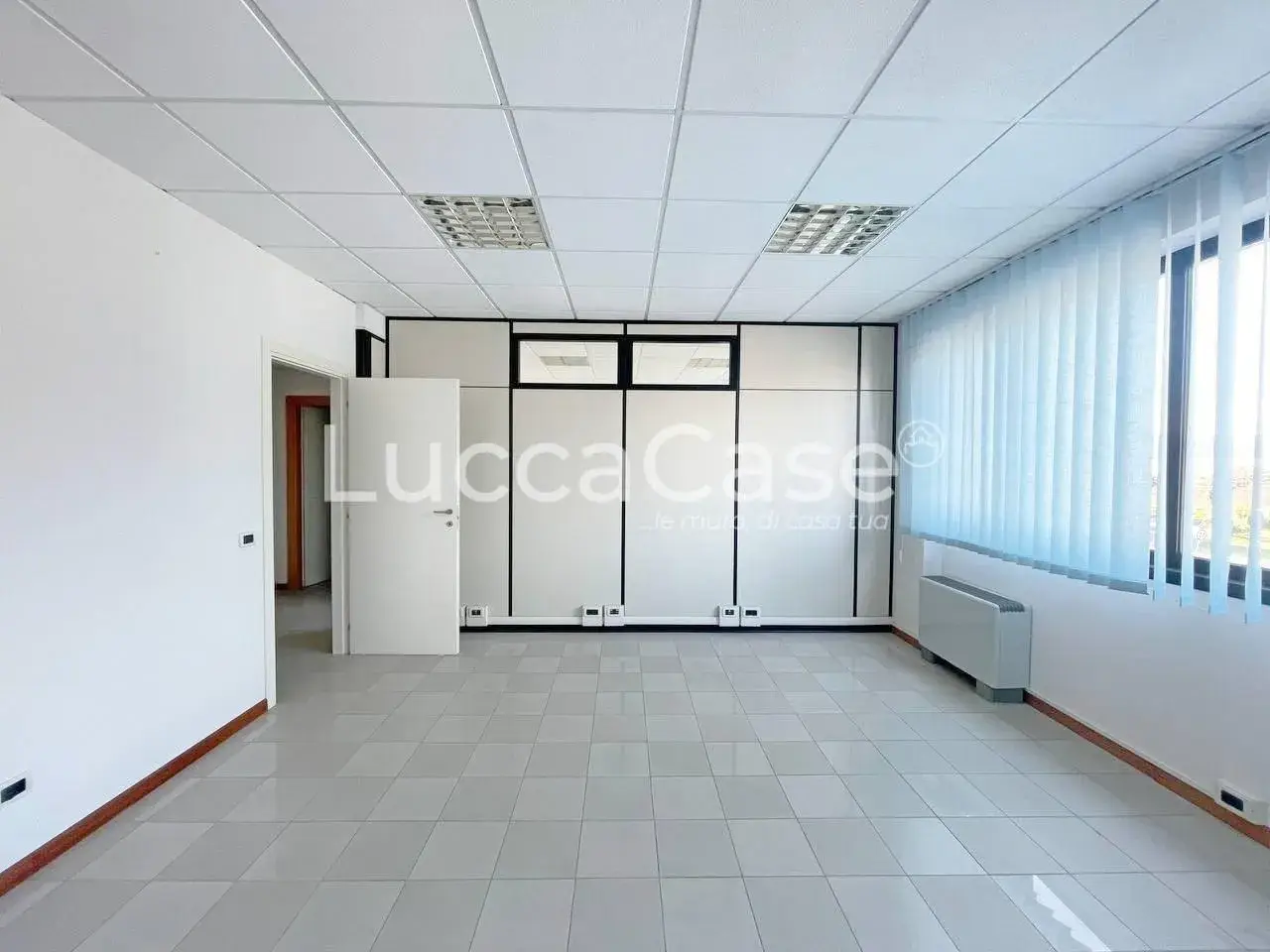 Ufficio in Ia Sottomonte 6, Capannori, {3} - Foto 2