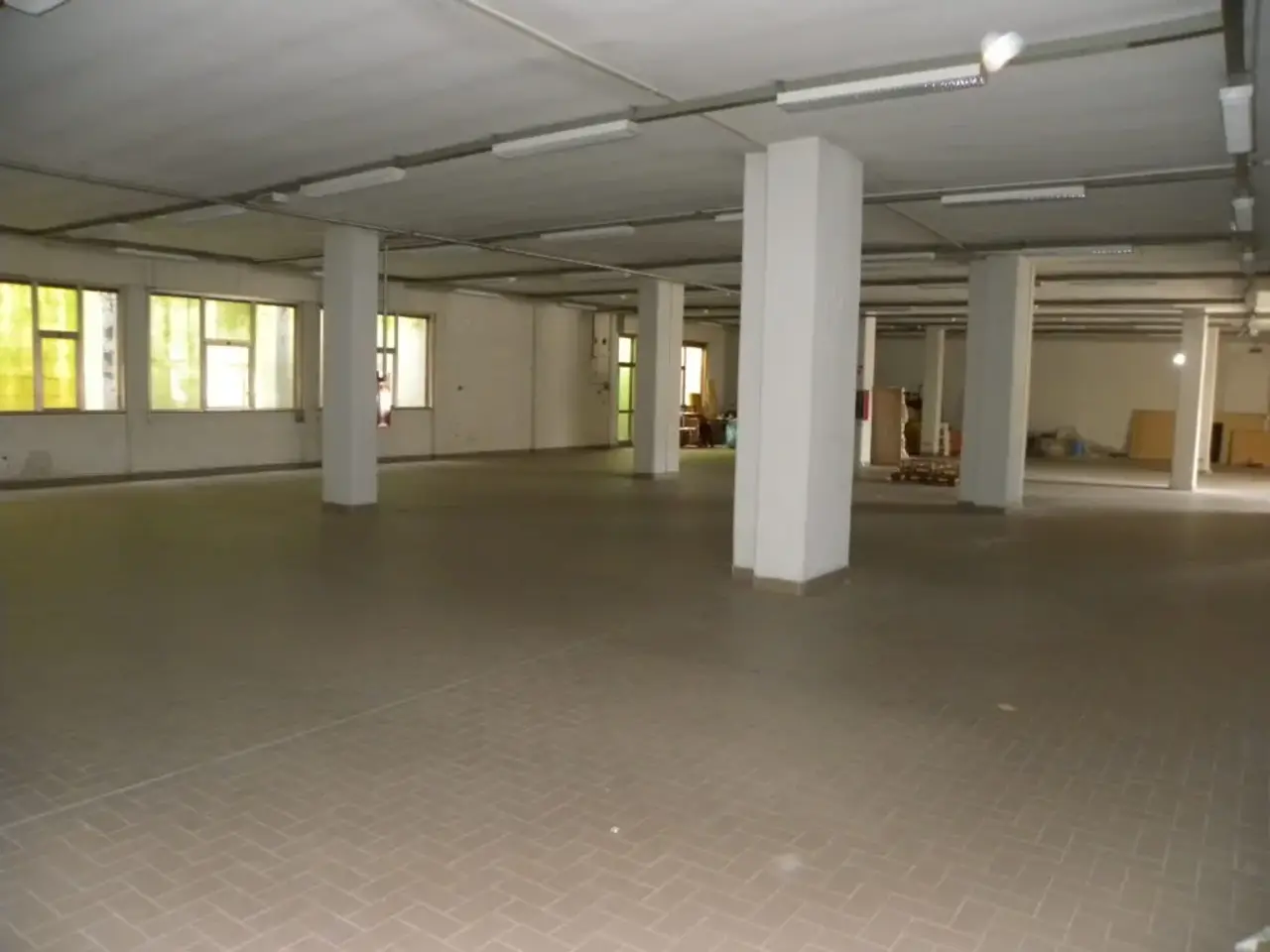 Esercizio commerciale in , Perugia, {3} - Foto 2