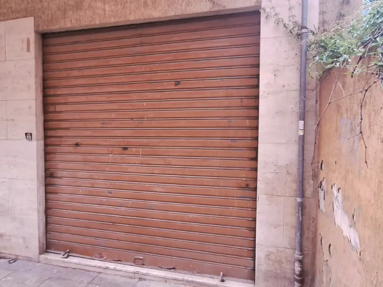 Magazzino in Via dei Redentoristi 15, Palermo, {3} - Foto 1