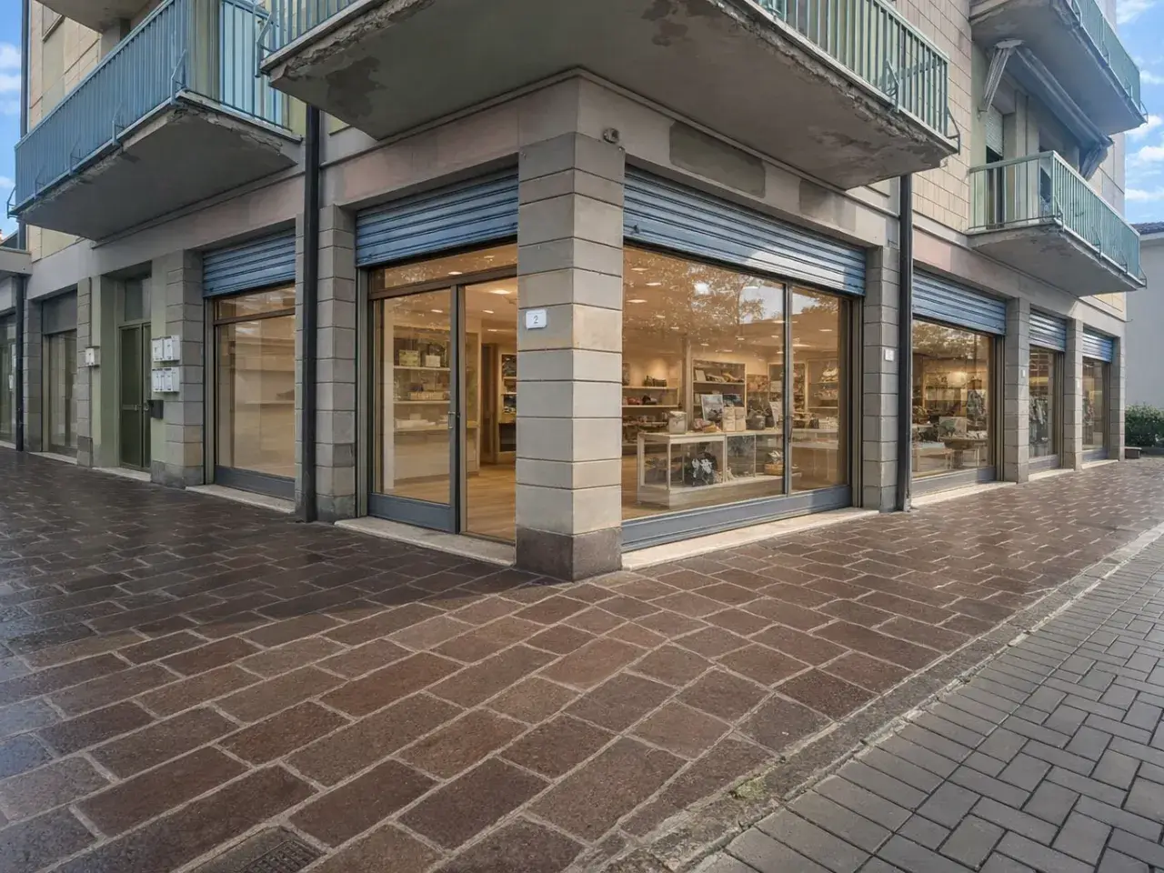 Locale commerciale in , Castelfranco Di Sotto, {3} - Foto 1