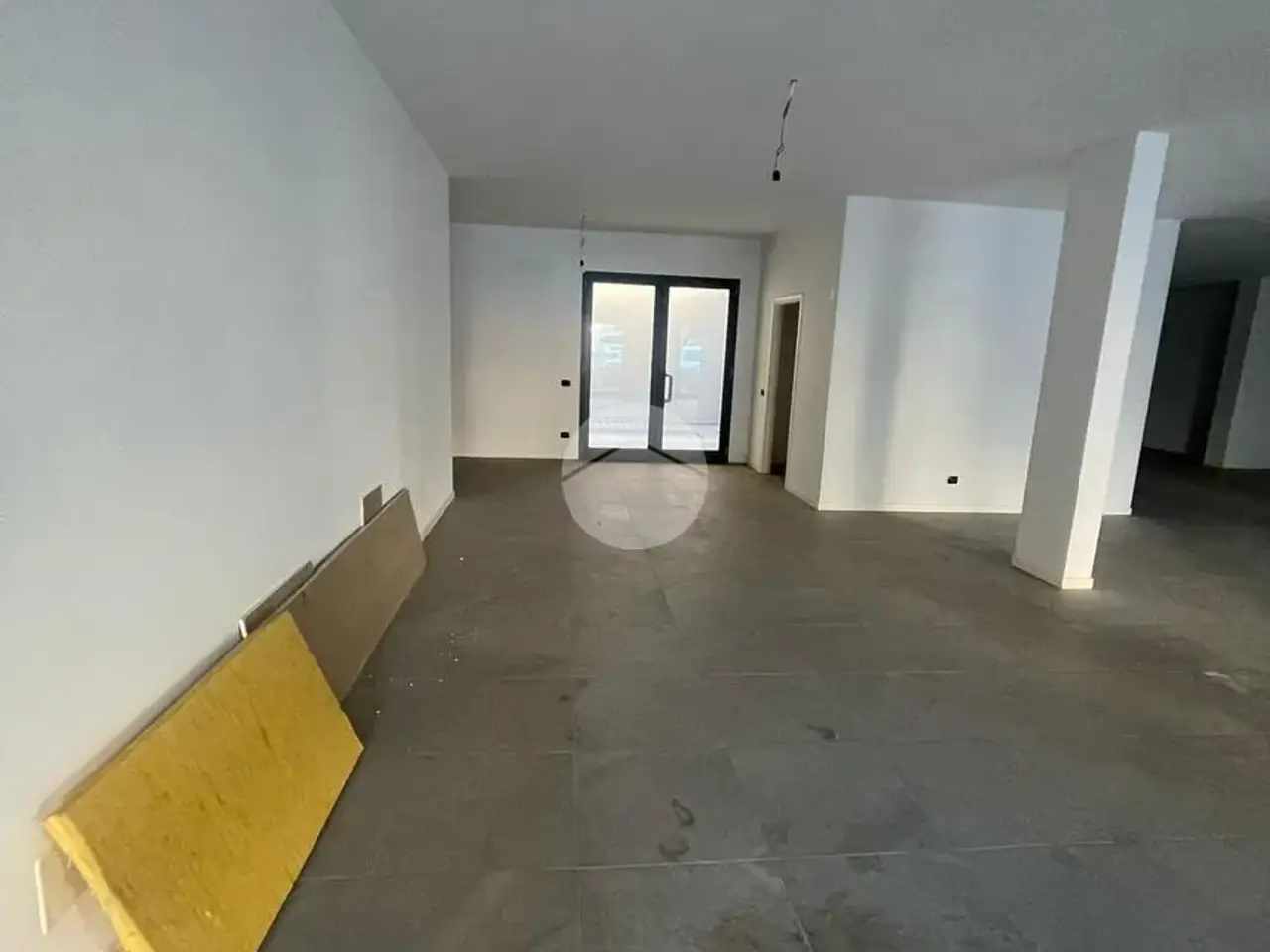 Negozio in Via a. Salvioni, Bergamo, {3} - Foto 2
