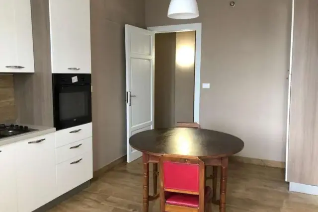 4-room flat in {3}, - Photo 1