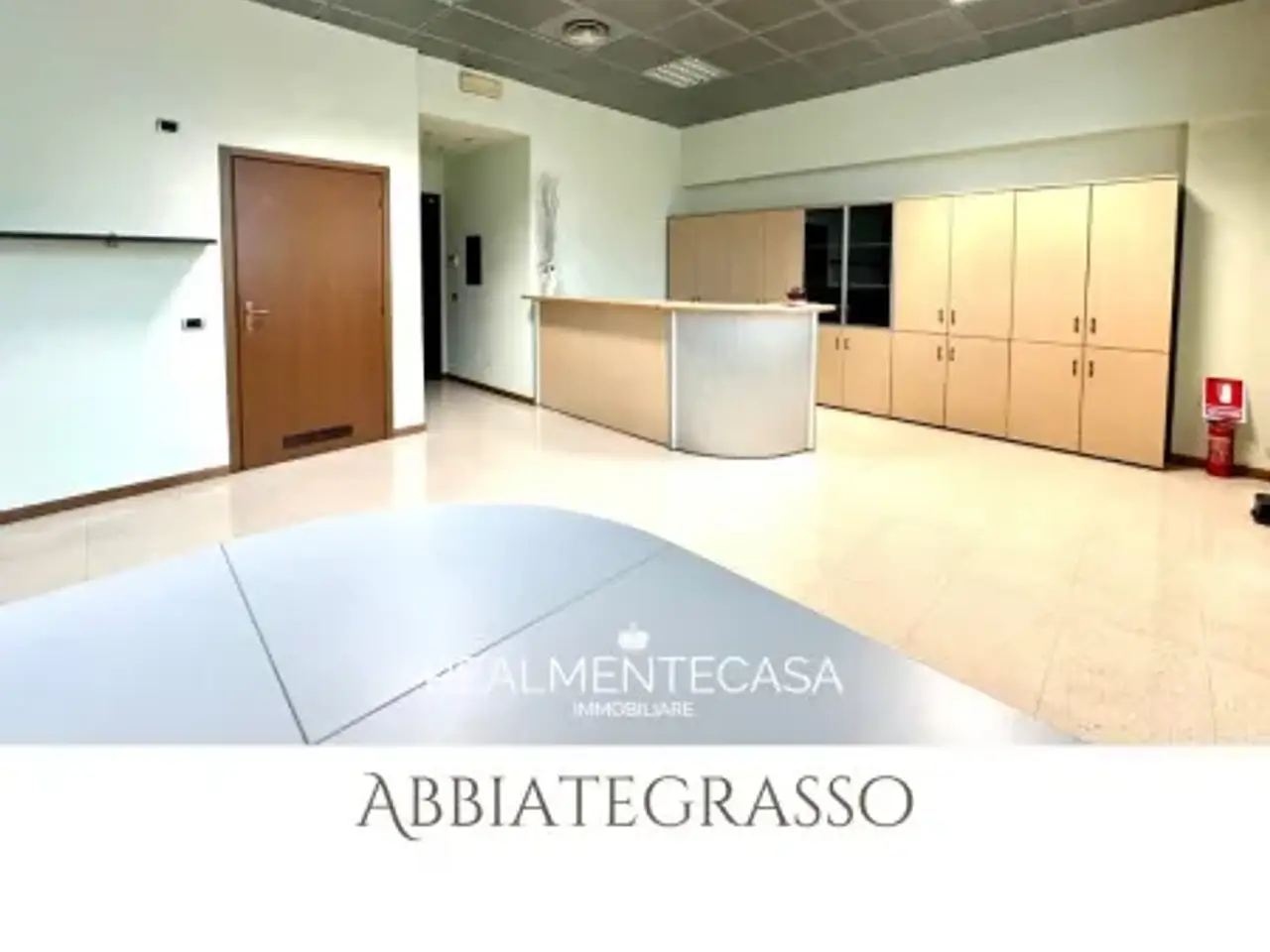 Ufficio in Viale Gian Galeazzo Sforza, Abbiategrasso, {3} - Foto 1