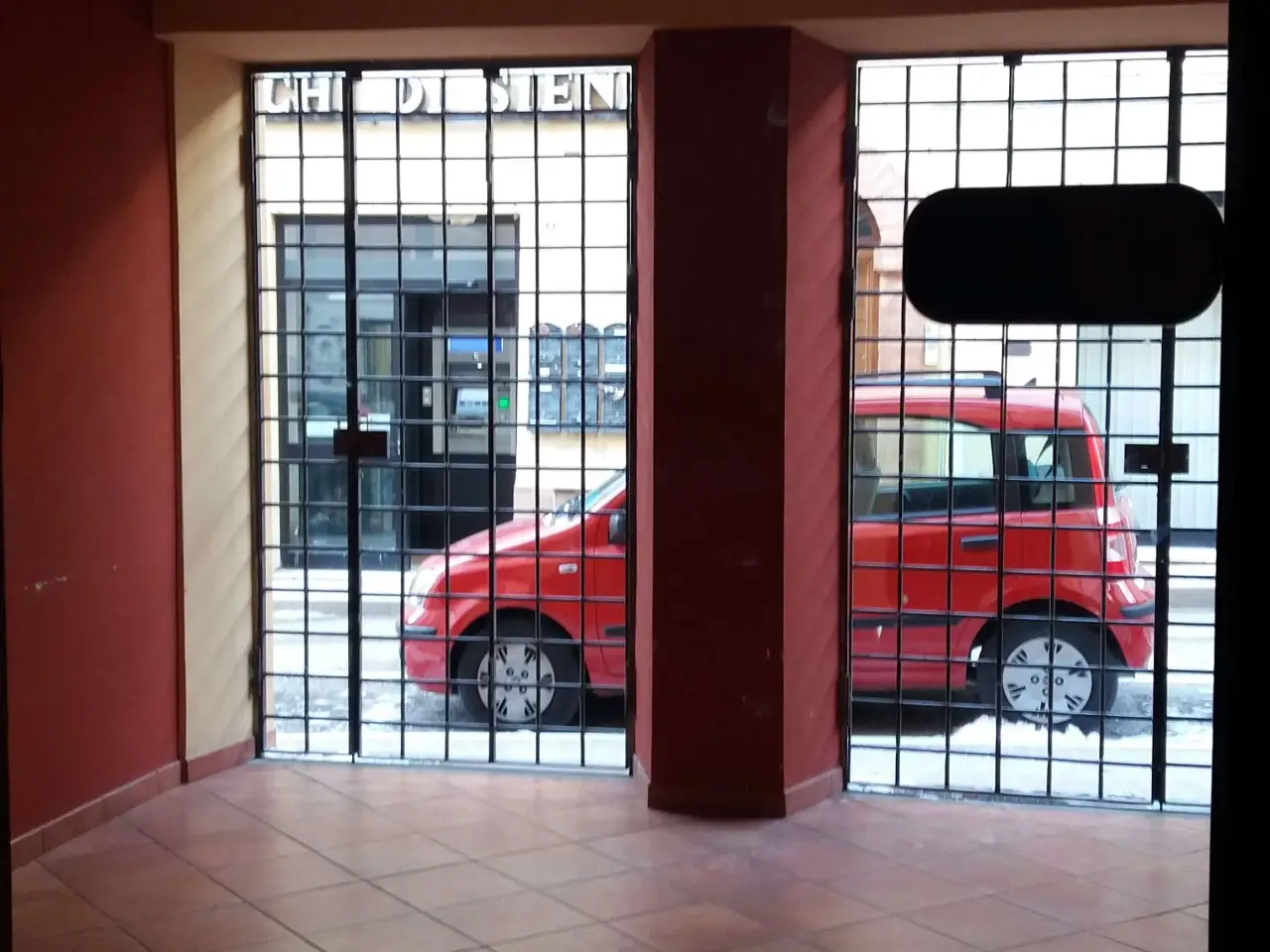 Negozio in Corso Vittorio Emanuele 19, Torgiano, {3} - Foto 1