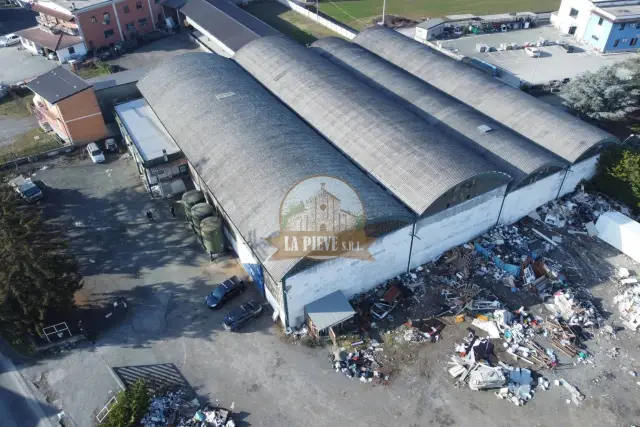 Industrial shed in Via Roma, Basaluzzo - Photo 1