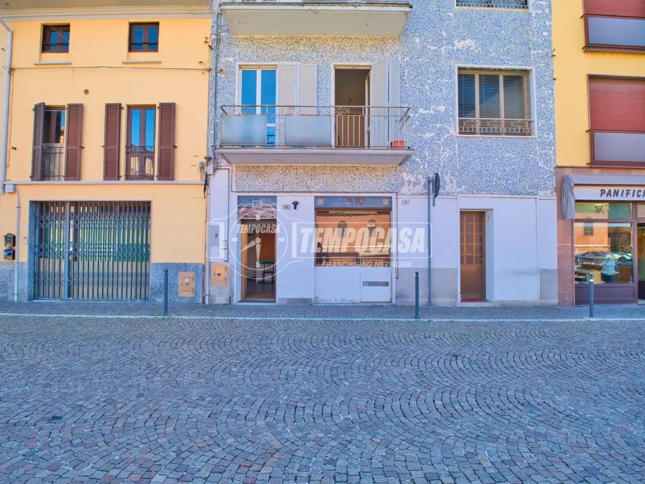 Negozio in , Galliate, {3} - Foto 1