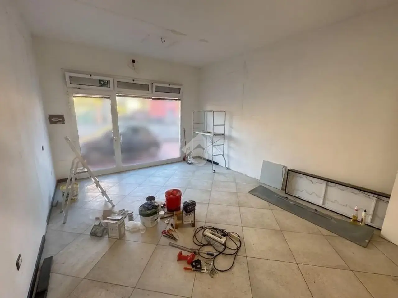 Negozio in Via Armistizio 184, Padova, {3} - Foto 1
