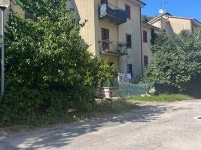 Vierzimmerwohnung in Località Testaccio, Spoleto - Foto 1