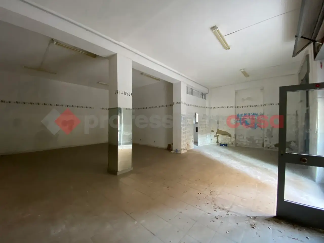 Negozio in , Livorno, {3} - Foto 1