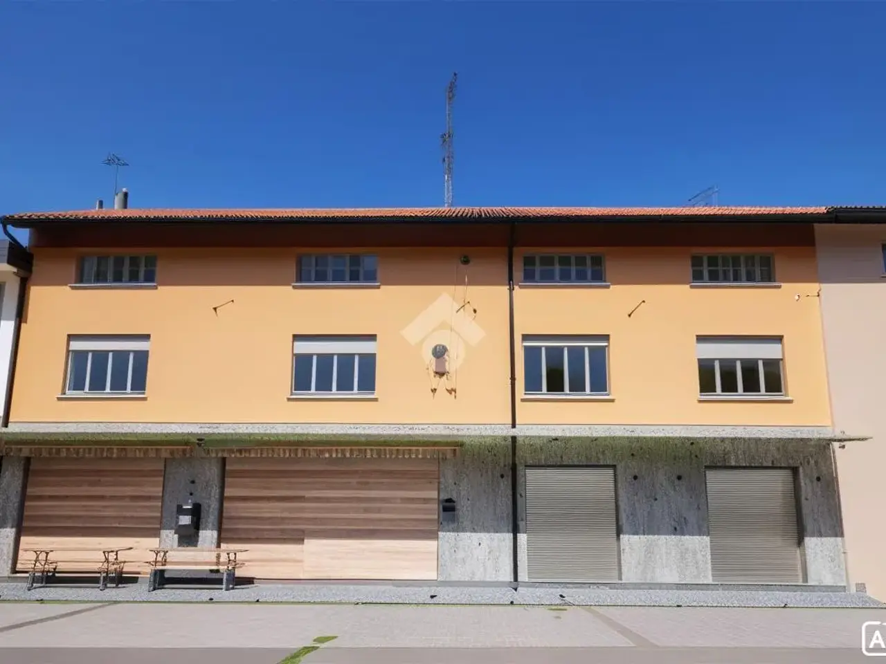 Palazzina commerciale in Via Vidulis 1, Dignano, {3} - Foto 1