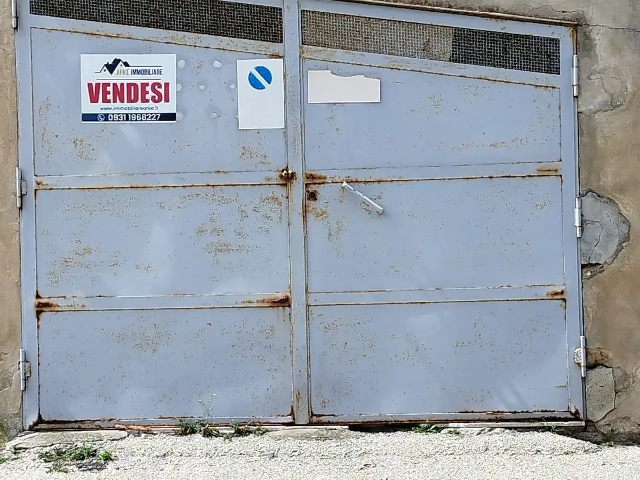 Parcheggio chiuso in , Floridia, {3} - Foto 1