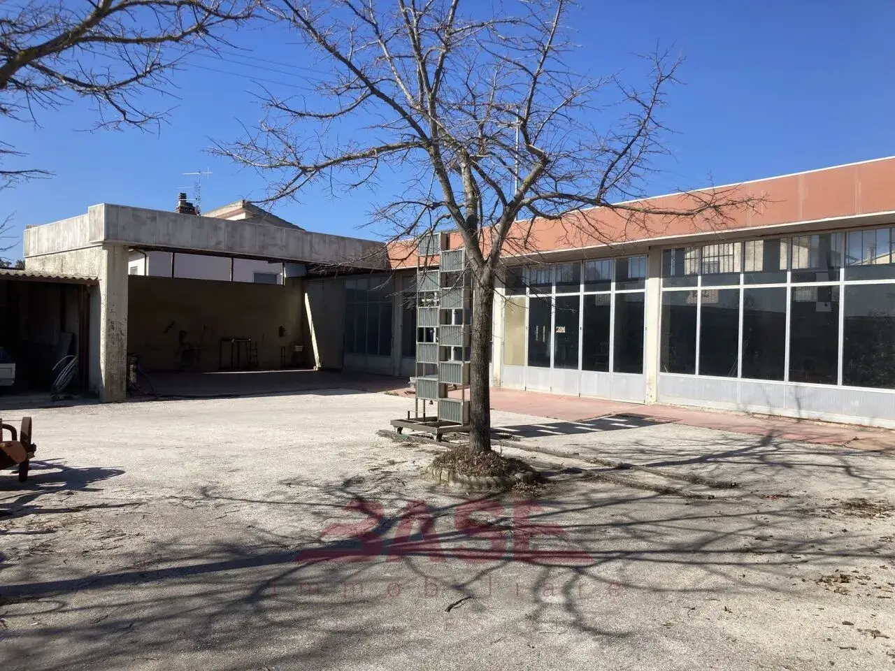 Capannone in Via Indipendenza - Venturina 240, Campiglia Marittima, {3} - Foto 2
