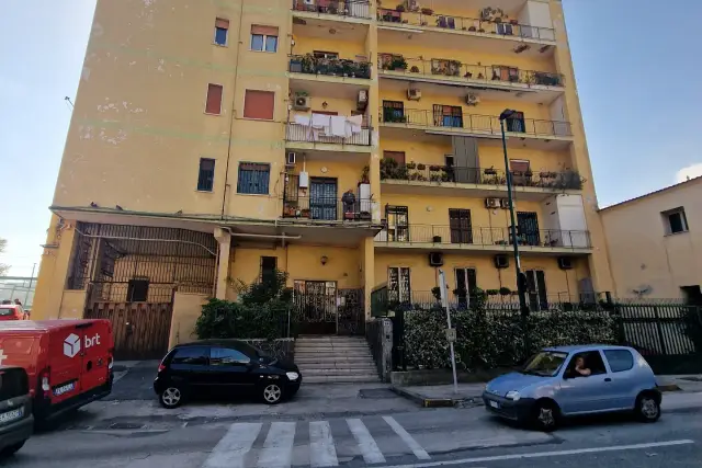 Quadrilocale in Via Comunale Vecchia di Miano 39, Napoli - Foto 1