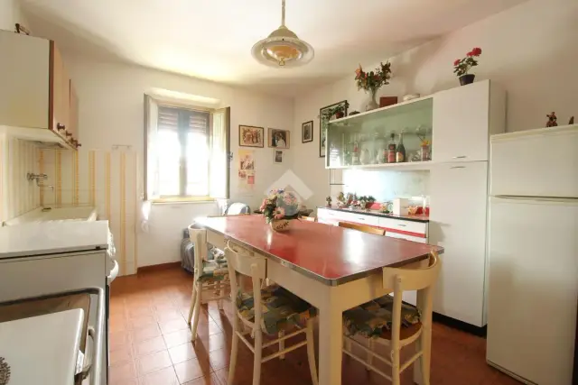 2-room flat in Via Piave 50, Cerreto Guidi - Photo 1