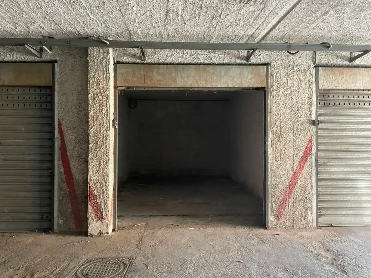 Parcheggio chiuso in Corso Italia 379, Quarto, {3} - Foto 1