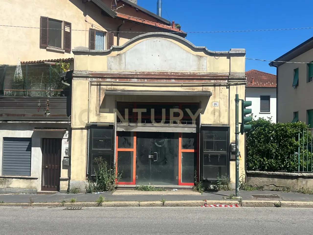 Negozio in Viale dei Mille 24, Varese, {3} - Foto 1