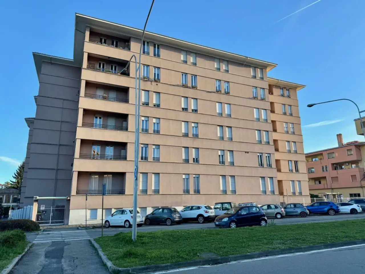 Ufficio condiviso in Via Bertodano 12, Biella, {3} - Foto 1