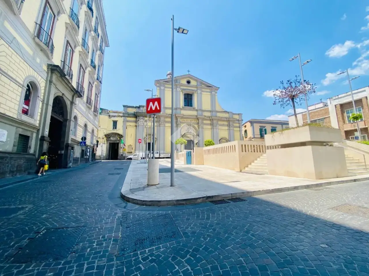 Negozio in P.Za Santa Maria degli Angeli 11, Napoli, {3} - Foto 1