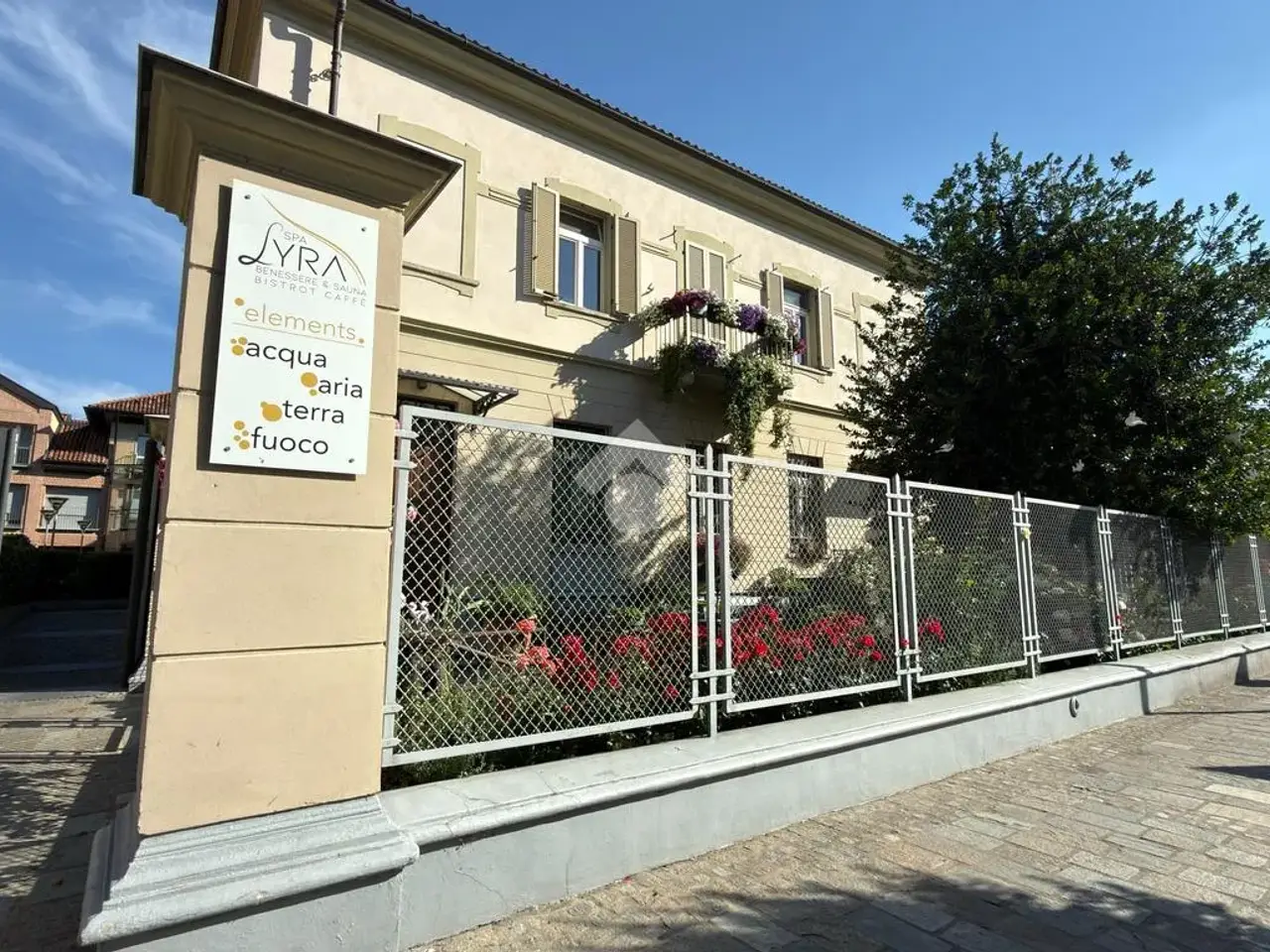 Ufficio in Corso Piave 57, Alba, {3} - Foto 1