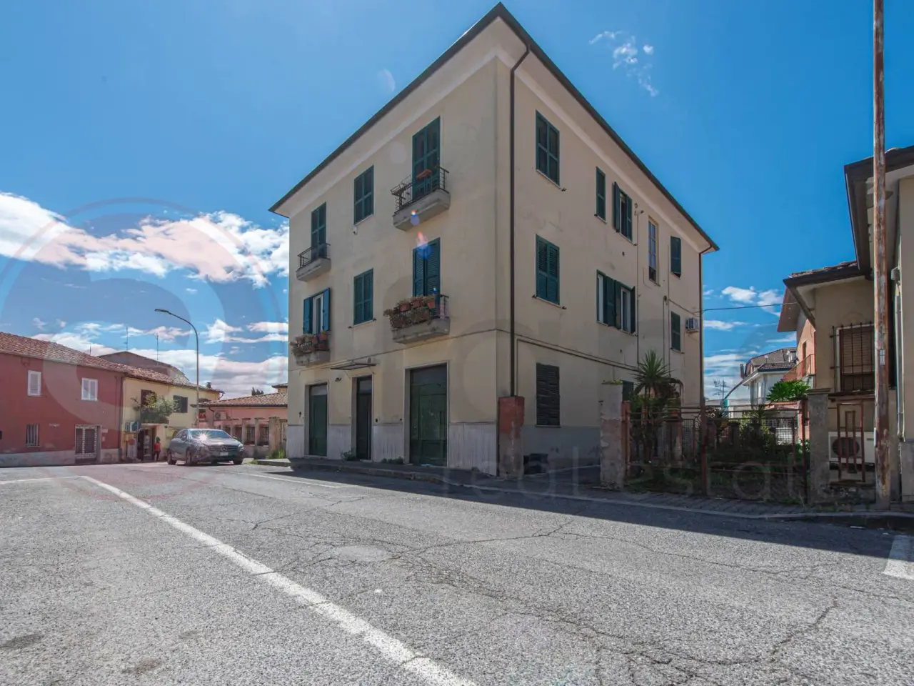 Negozio in Via Giuseppe Mazzini 16/18, Ceprano, {3} - Foto 1