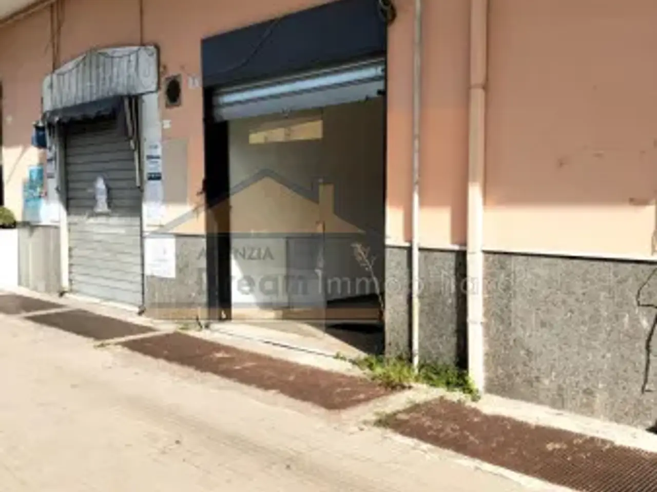 Negozio in Via Papa Giovanni XXIII, Melito Di Napoli, {3} - Foto 1