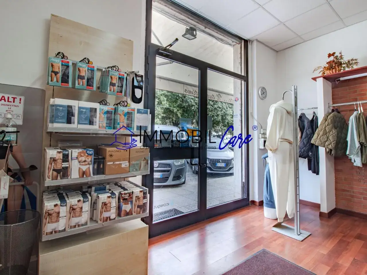 Locale commerciale in , Livorno, {3} - Foto 1