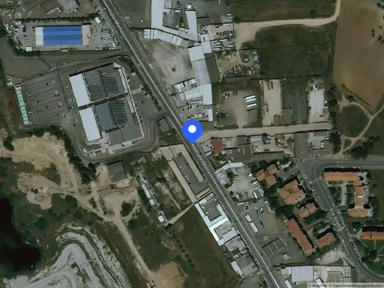 Magazzino in Viale Monastir, 210, 09121 Cagliari Ca, Italia 210, Cagliari, {3} - Foto 1