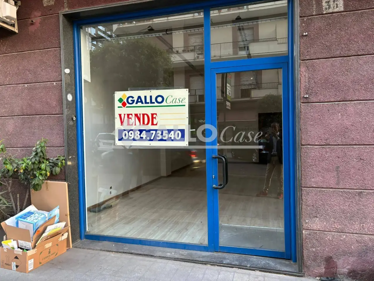 Negozio in Via Caloprese, 35, 87100, Cosenza, Cosenza, {3} - Foto 2