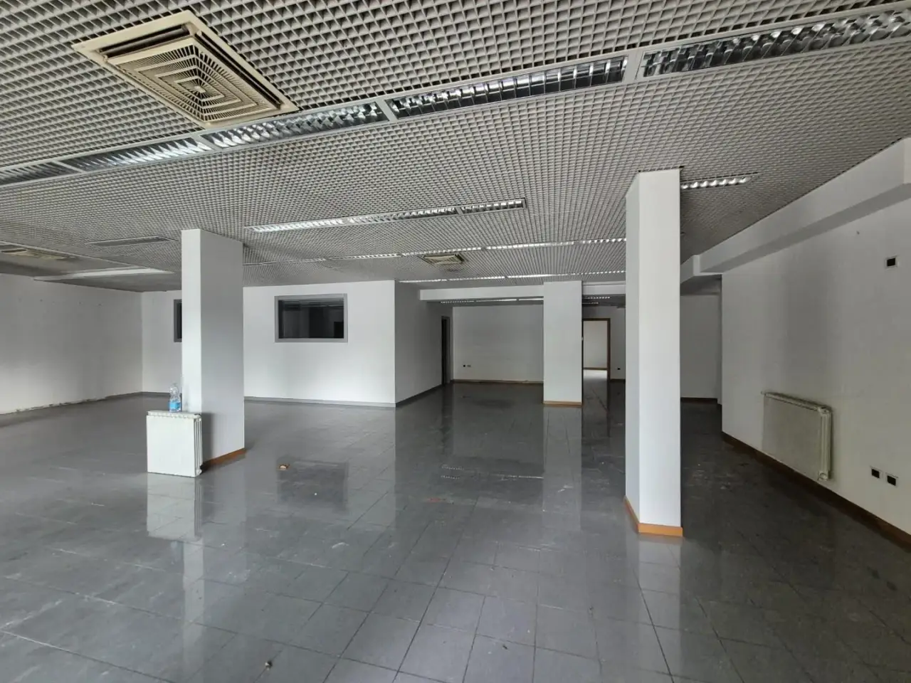 Locale commerciale in , Santa Croce Sull'Arno, {3} - Foto 1
