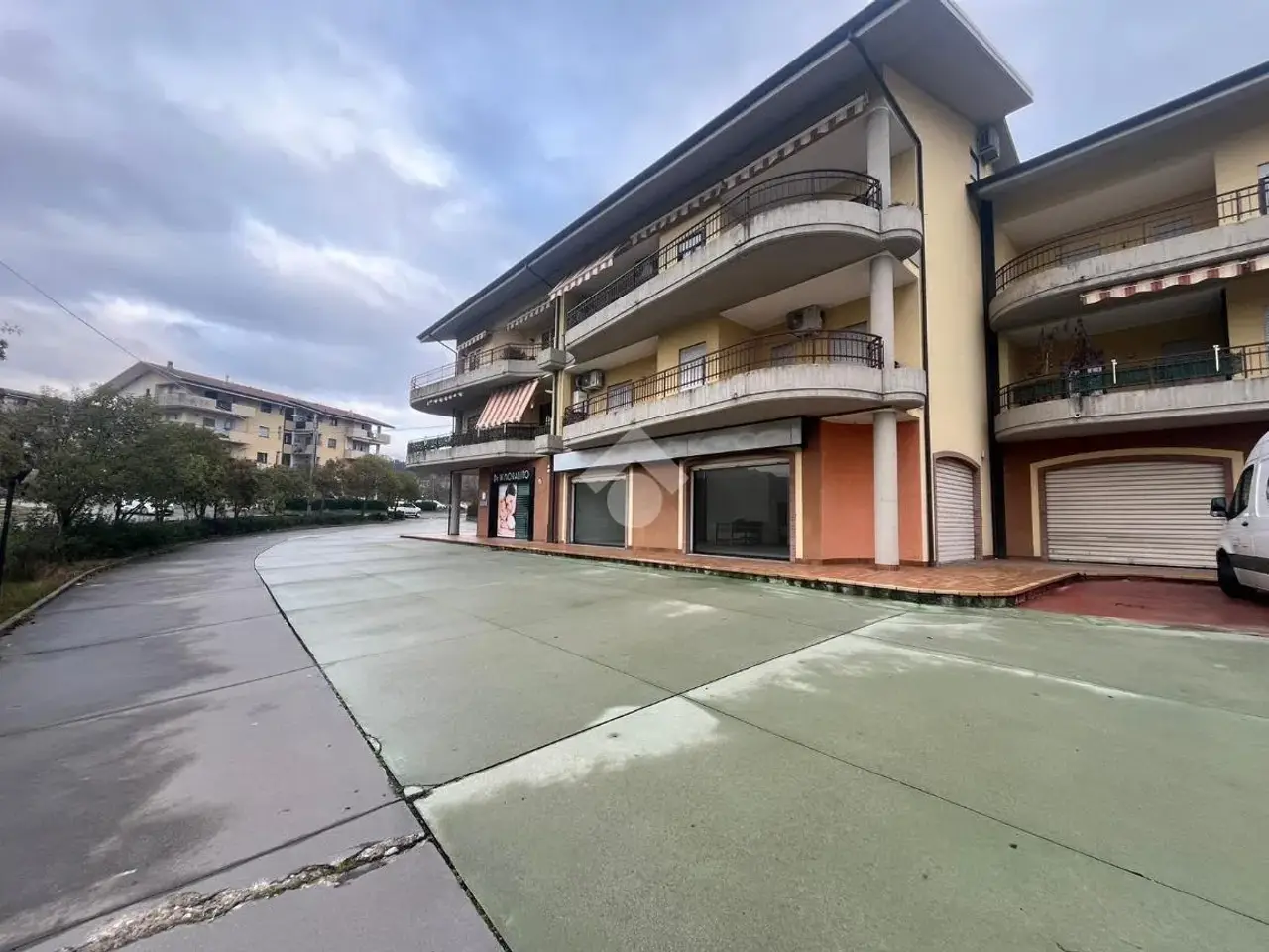 Negozio in Strada Statale 19 296, Montalto Uffugo, {3} - Foto 2