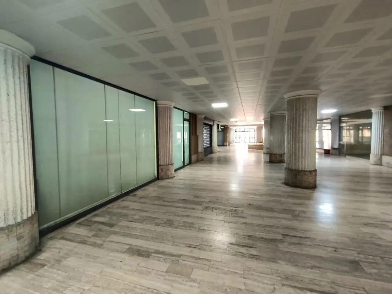 Negozio in Via Gazzi 22, Messina, {3} - Foto 2