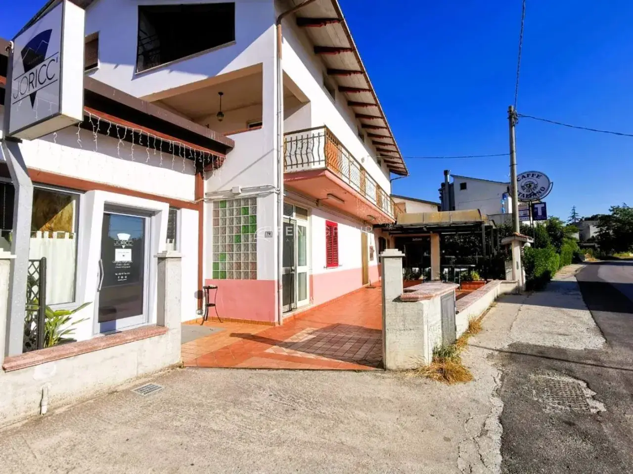 Negozio in Via Tario Rufo 76, Sant'Omero, {3} - Foto 1