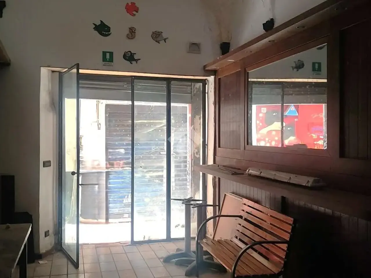 Negozio in Via di San Bernardo, Genova, {3} - Foto 1