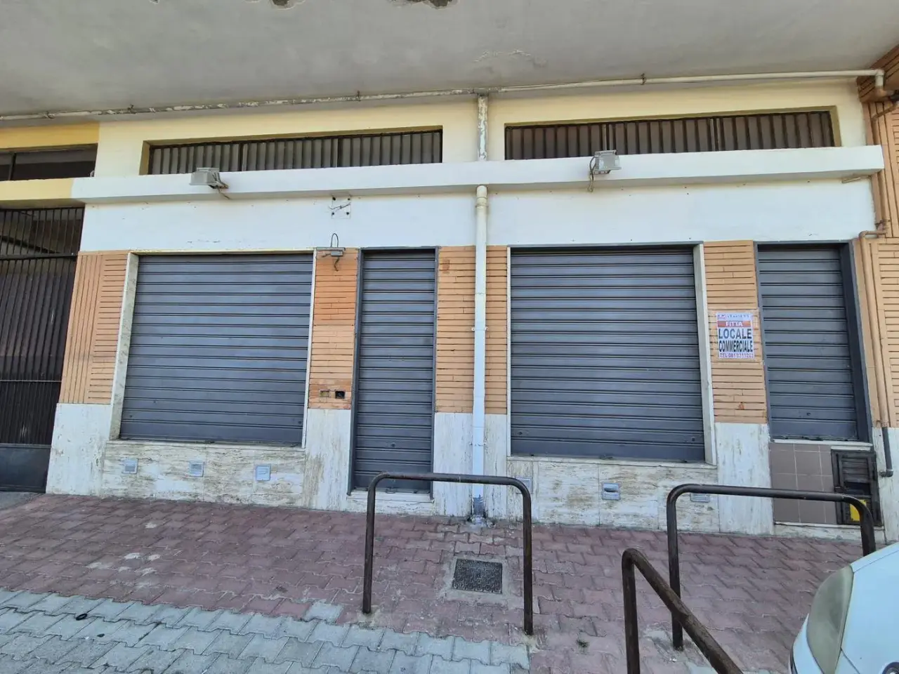 Negozio in , Caivano, {3} - Foto 1