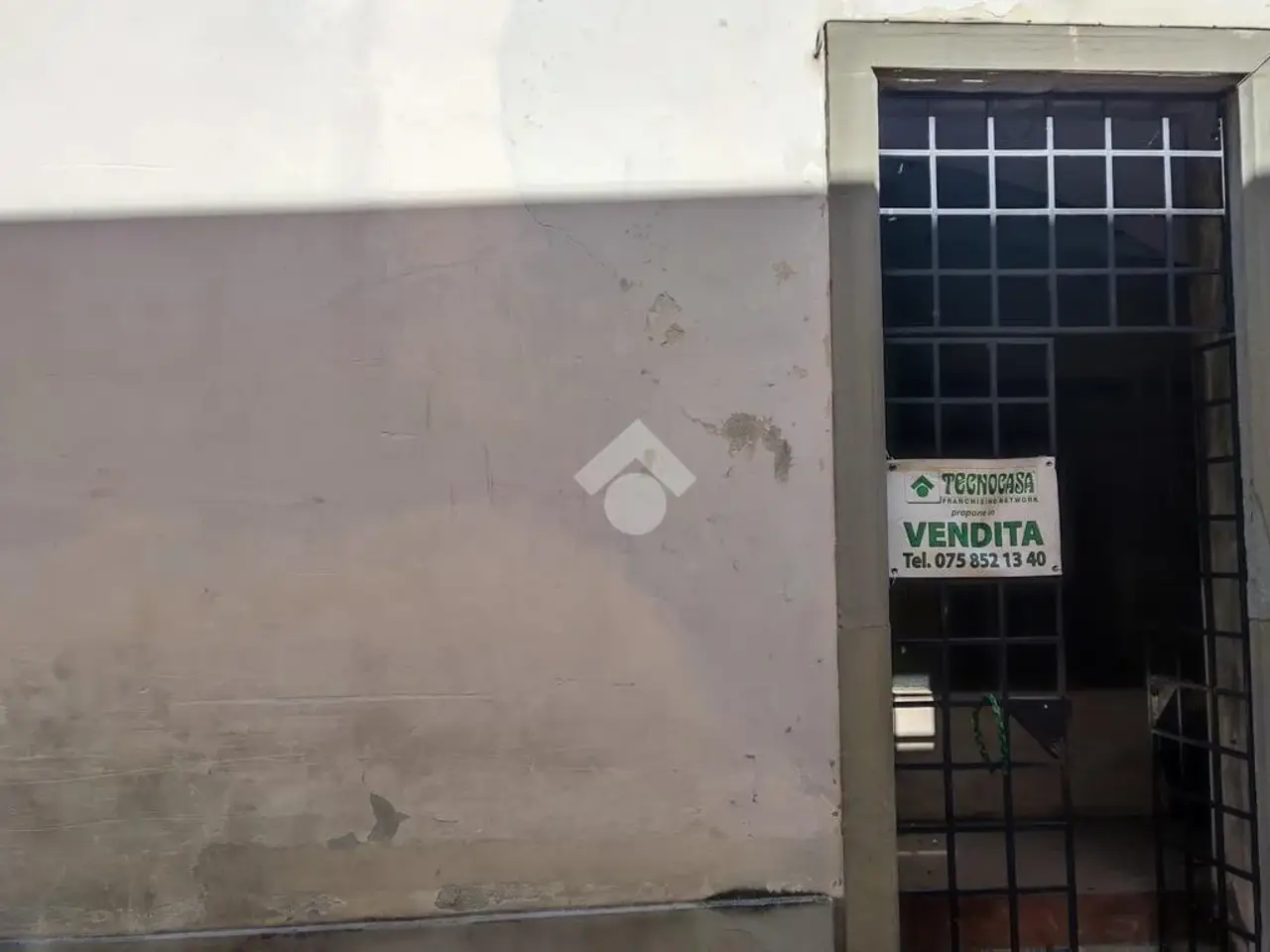 Negozio in Via Luca Signorelli 5, Citta' Di Castello, {3} - Foto 1