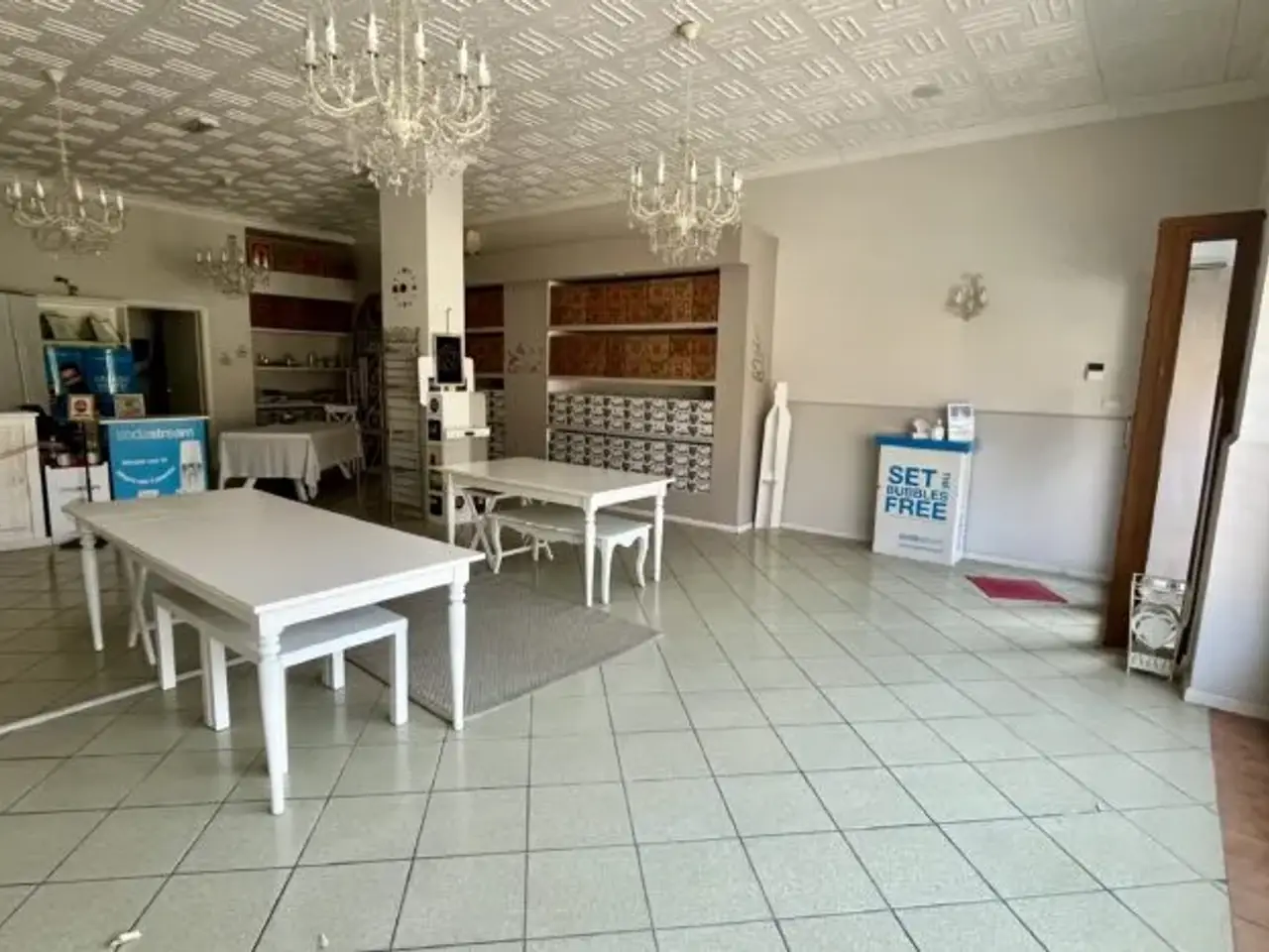 Locale commerciale in Via Montesanto 44, Latina, Latina, {3} - Foto 2