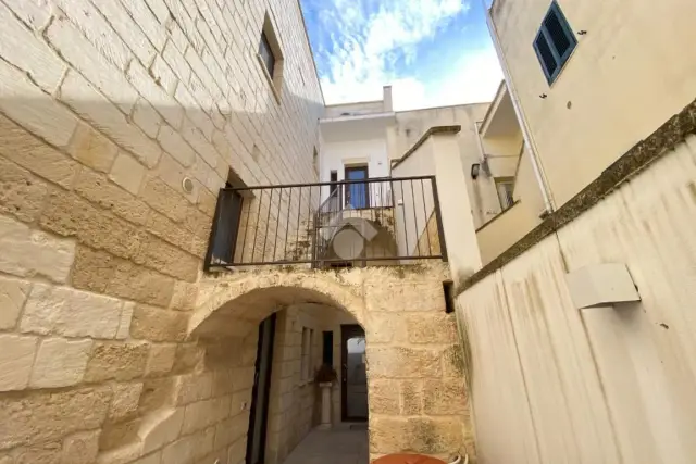 2-room flat in Corte dei Fiori 19, Lecce - Photo 1