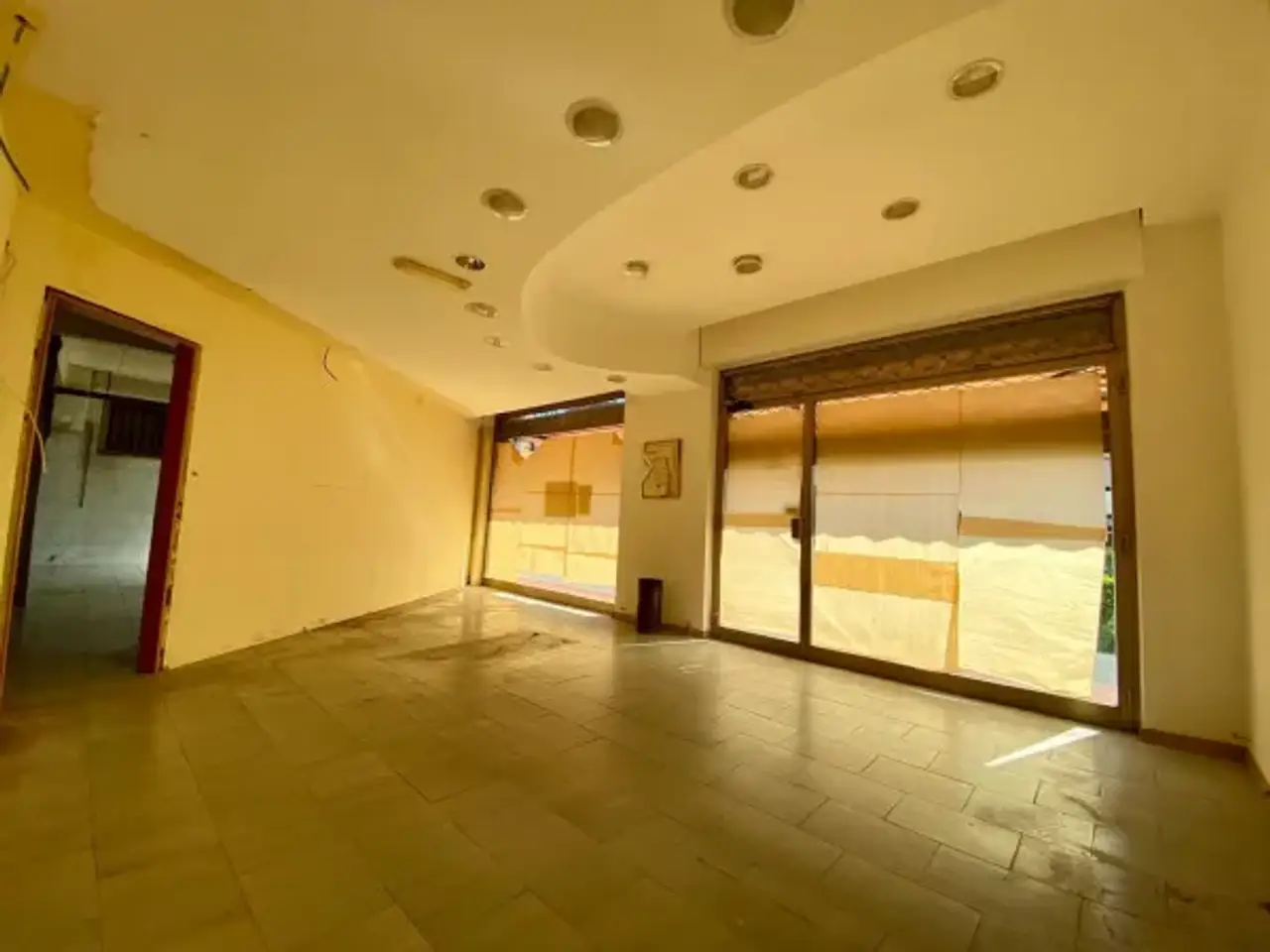 Negozio in Via Pesciatina 174, Capannori, {3} - Foto 1