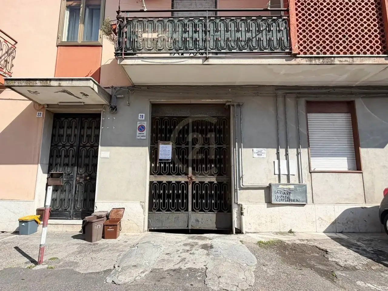 Parcheggio chiuso in , Mascalucia, {3} - Foto 1