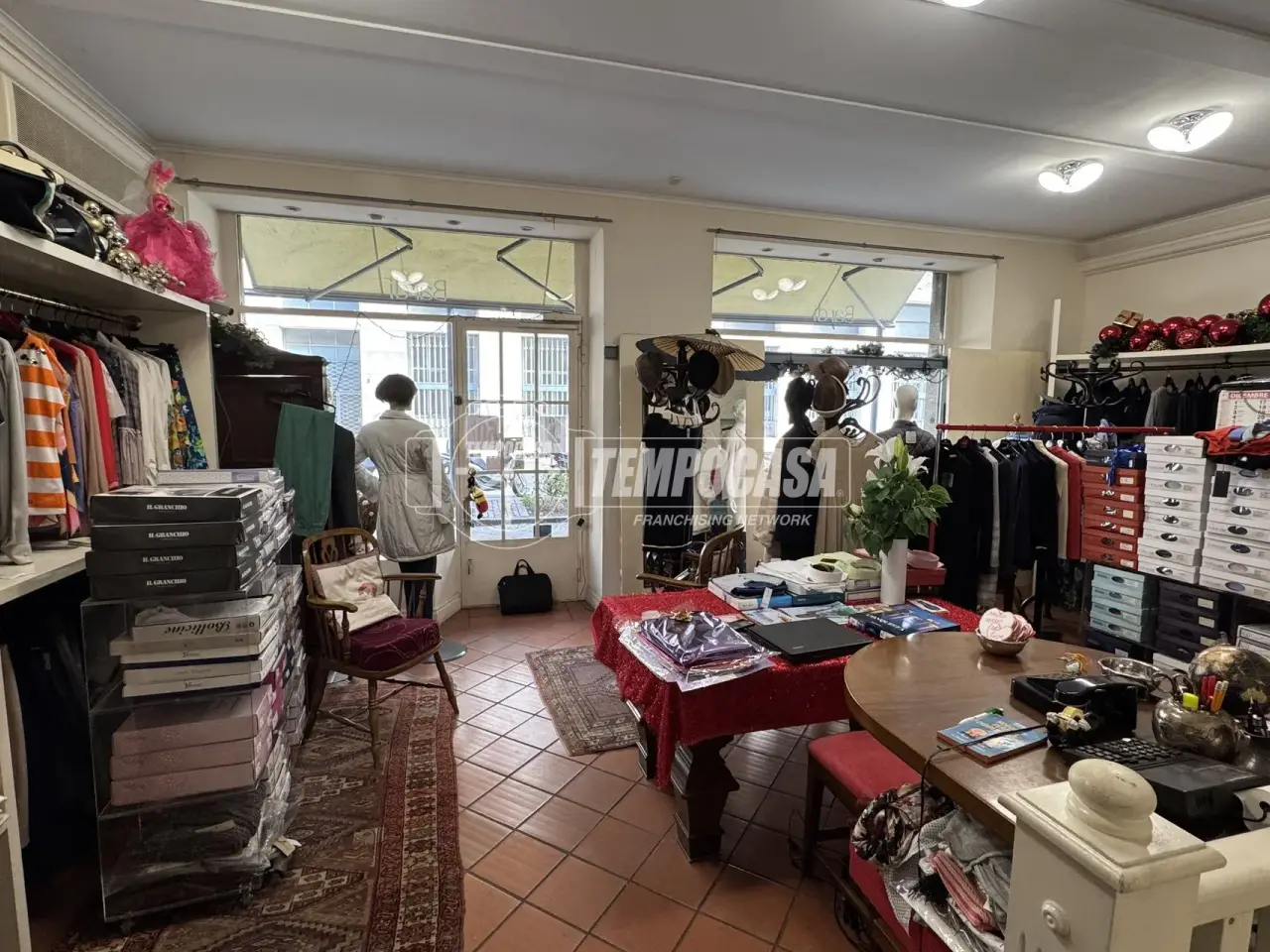 Negozio in Via Zelasco Giovanni E Rodolfo 18, Bergamo, {3} - Foto 1