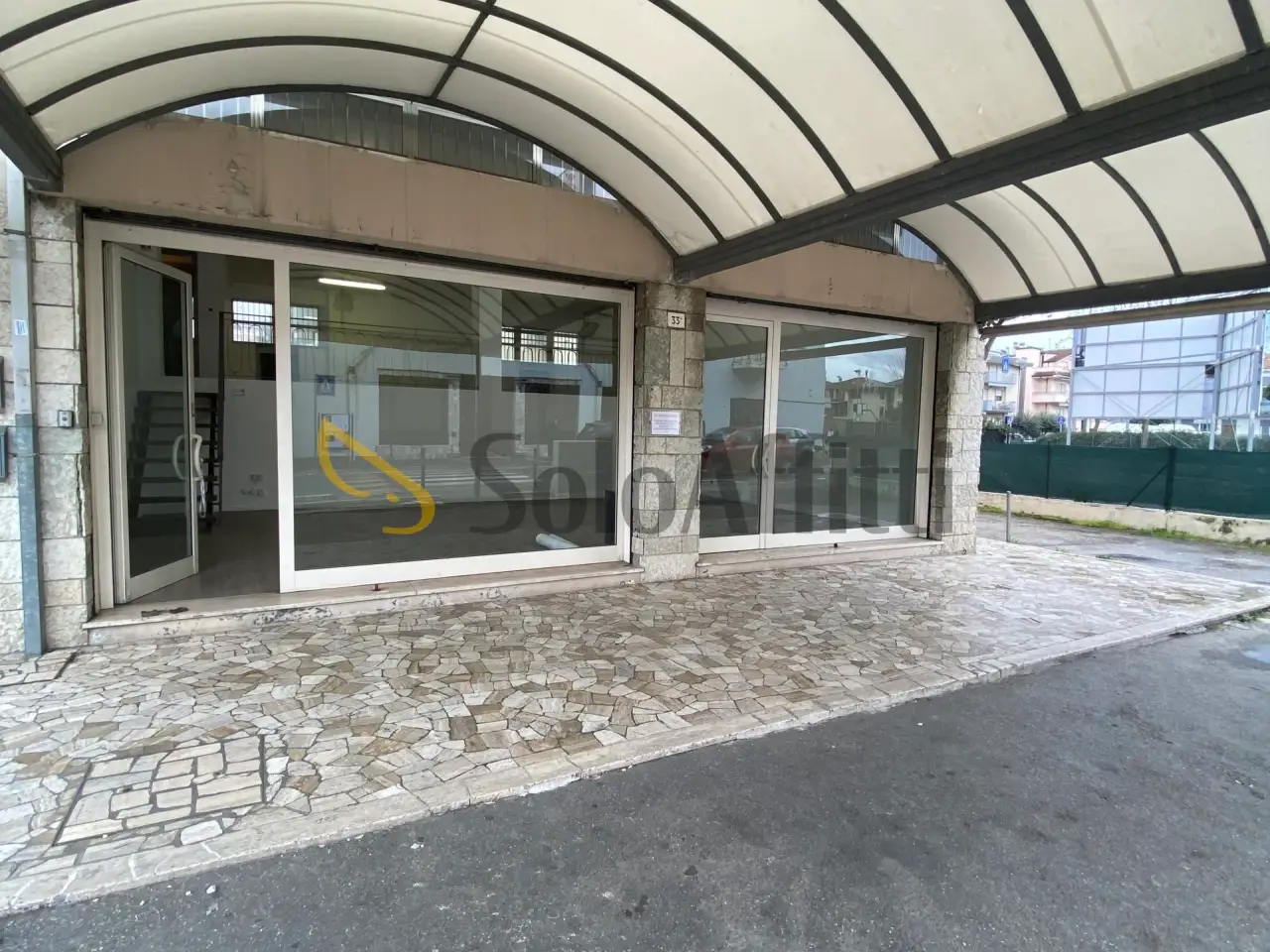 Negozio in Via dei Martiri 33a, Rimini, {3} - Foto 2