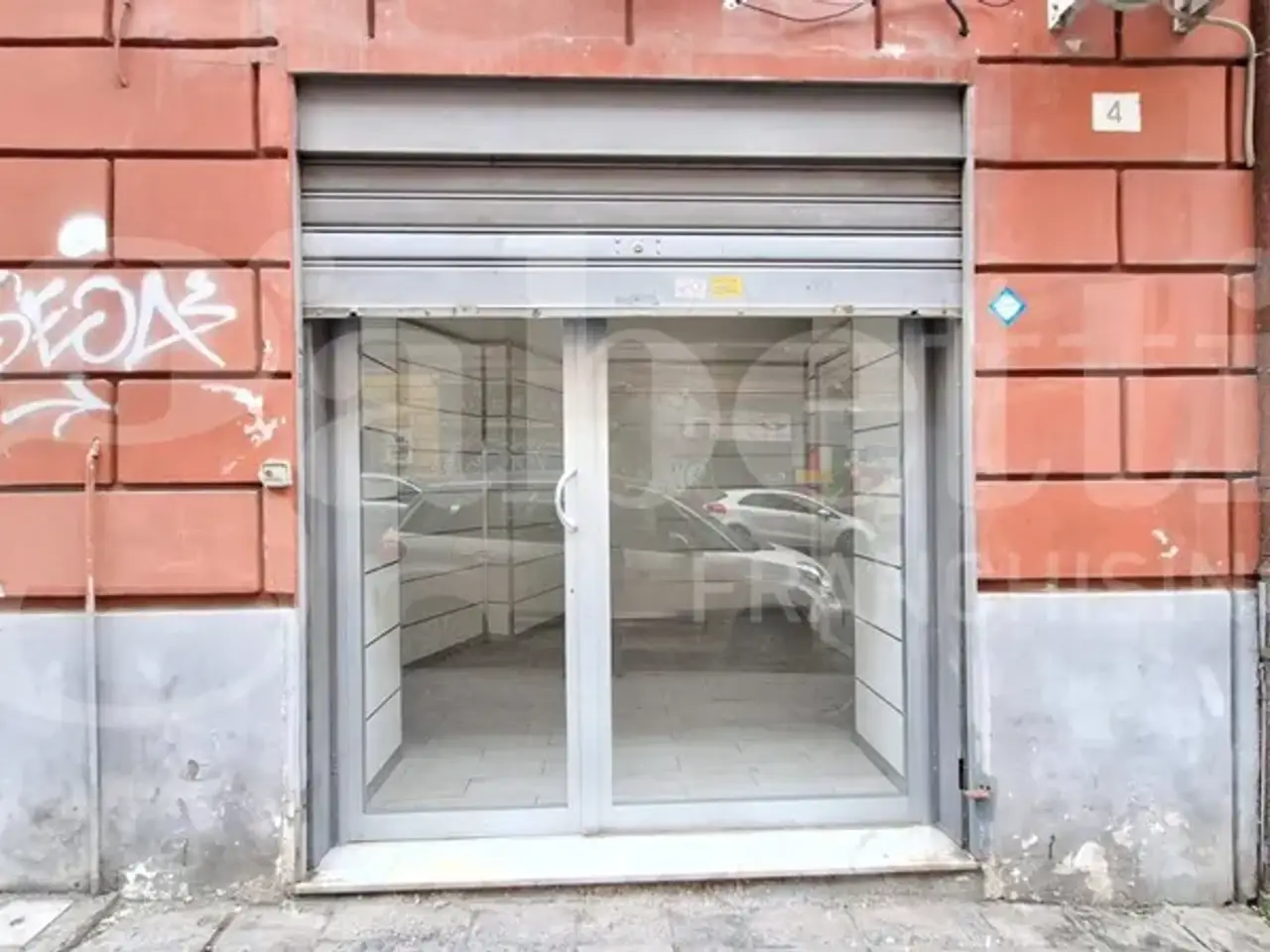 Negozio in Via Domenico Cirillo, Napoli, {3} - Foto 1