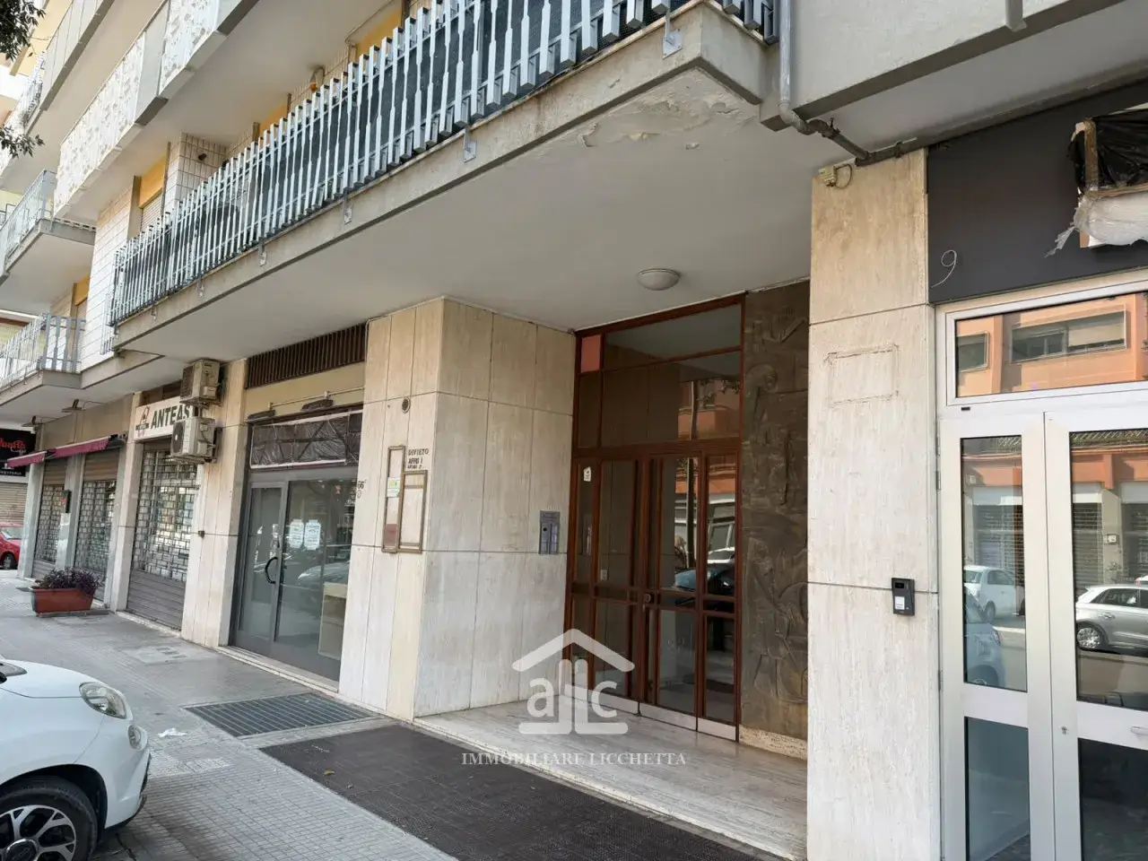 Ufficio in Viale della Liberta' 68, Lecce, {3} - Foto 2