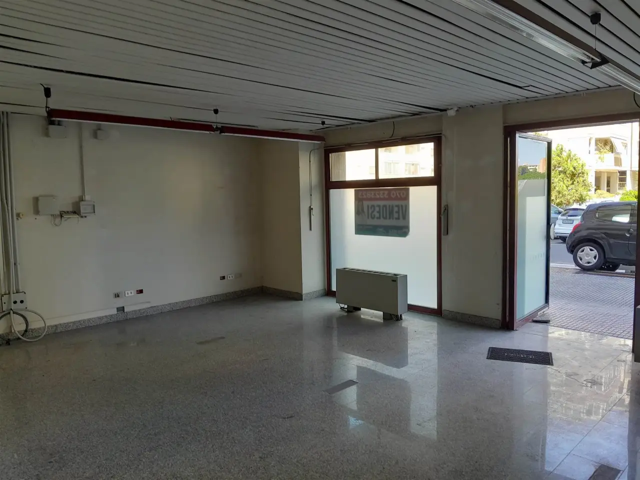 Negozio in Via Danimarca, Quartu Sant'Elena, {3} - Foto 1